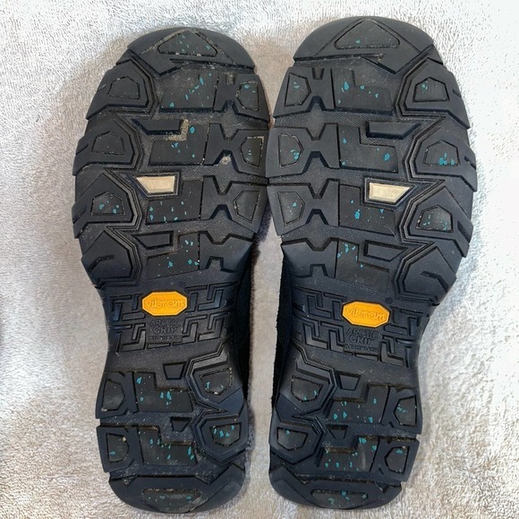 EUC Women’s Size 10M LL Bean Primaloft Vibram Artic Grip Comfort Mocs - Picture 3 of 8